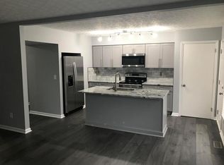 3895 Grand Bend Dr, Groveport, OH 43125