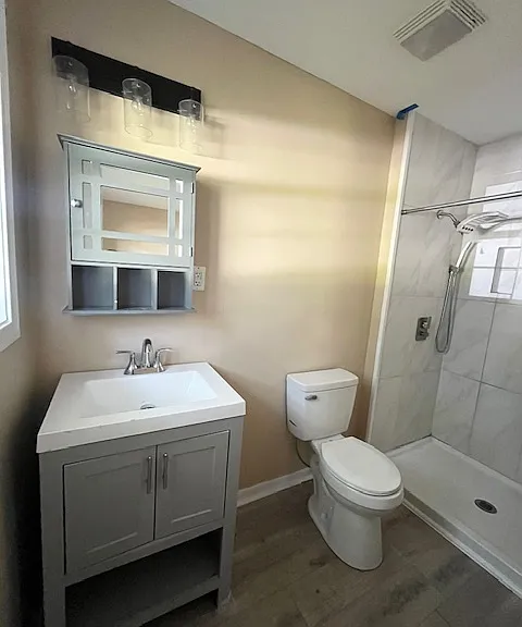 203 Vienna Cir — Photo 23