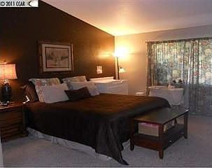 2nd image of 5136 Laguna Park Dr