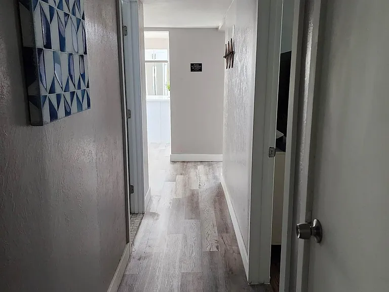 1214 W Highland Ave — Photo 27