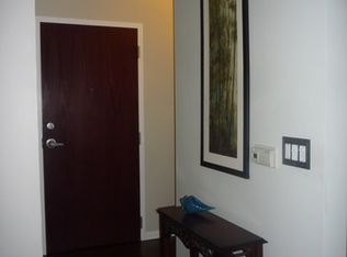 3232 N Halsted St APT D607, Chicago, IL 60657