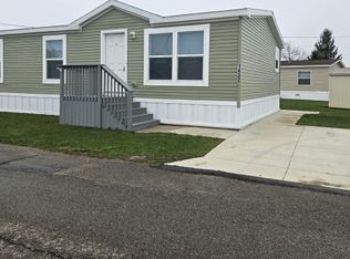 1432 Center Dr #129, Alden, NY 14004
