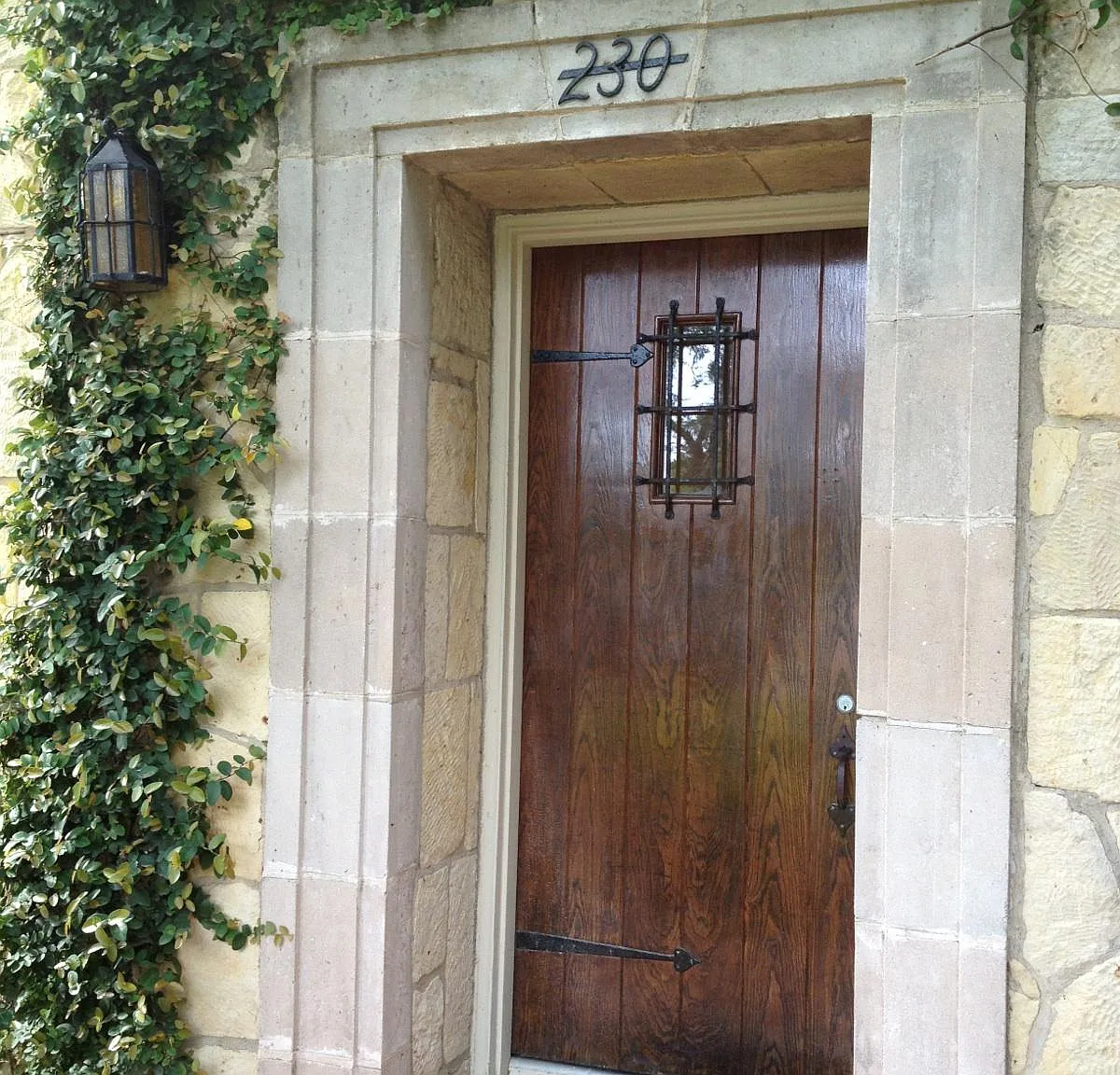 230 Bushnell Ave — Photo 2