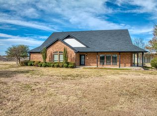 243 Valek Rd, Ennis, TX 75119