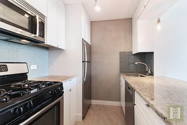 Rented by Halstead Real Estate | media 16
