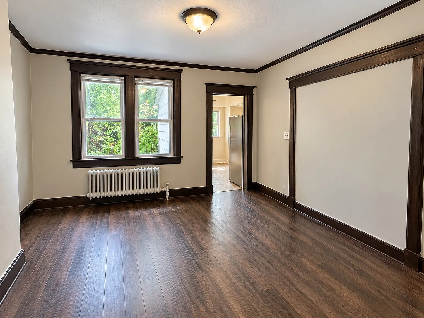 5 bed, $1,700 — Photo 4