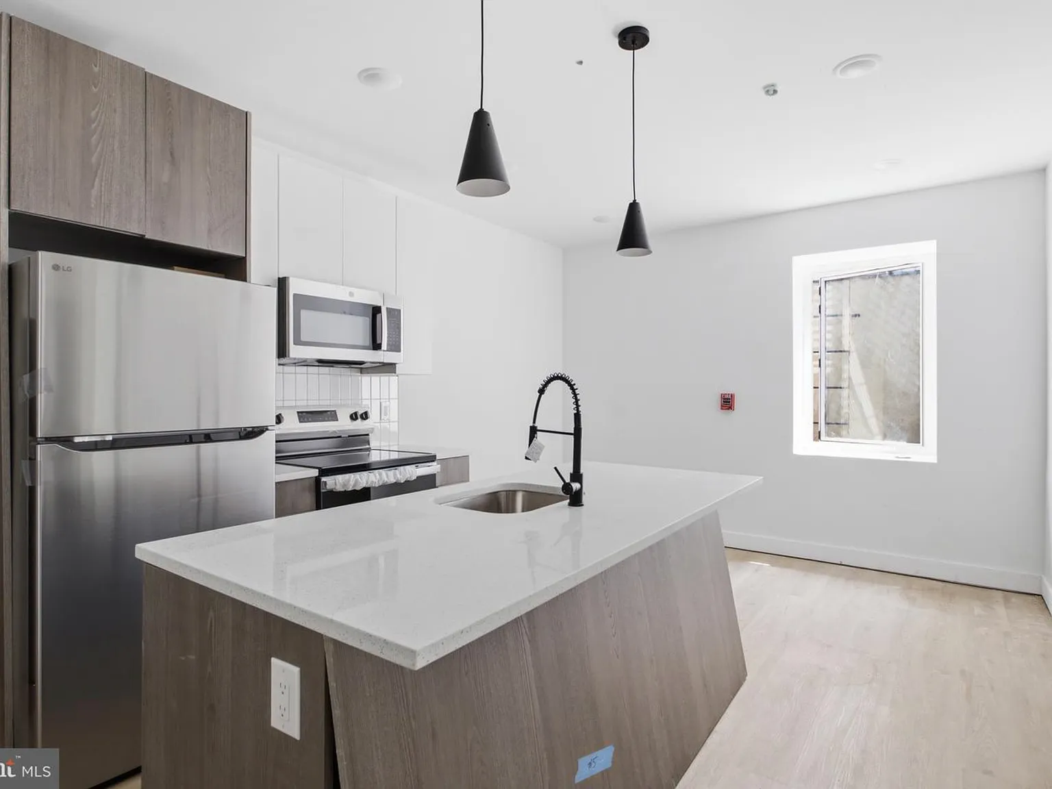613 N Brooklyn St #2 — Photo 1
