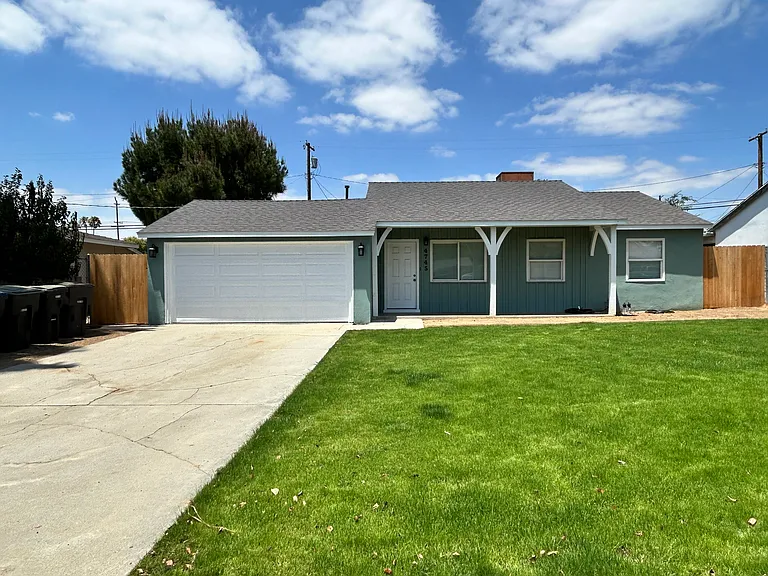 4745 Merrill Ave — Photo 18