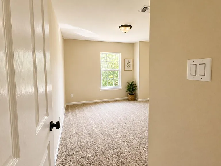 18639 Bristol Point Ln — Photo 40