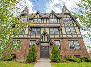 28 Whitney Street, Hartford, CT 06105