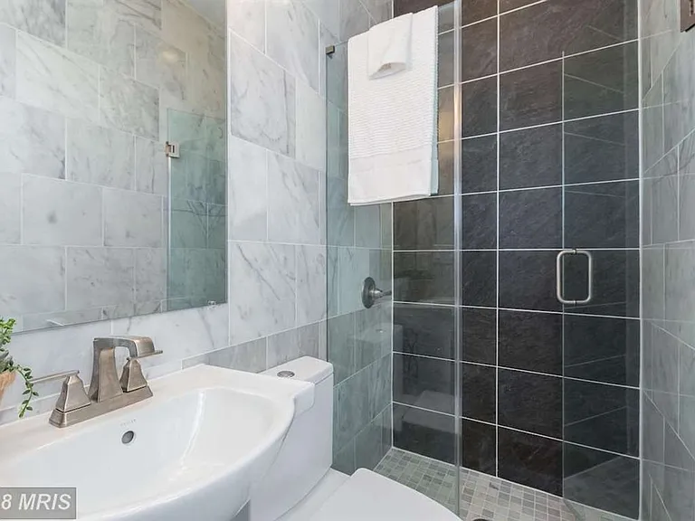 1311 H St NE #2 — Photo 10