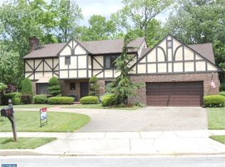 2 Carlton Rd, Cherry Hill, NJ 08034