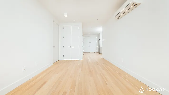Rented by Nooklyn NYC LLC | media 52