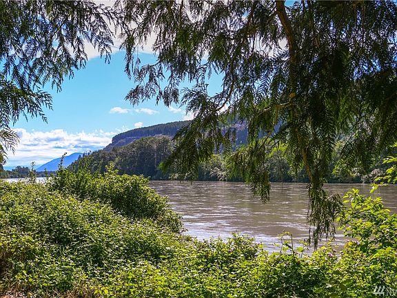 Low bank Skagit River