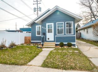 630 Ardmore Dr, Ferndale, MI 48220