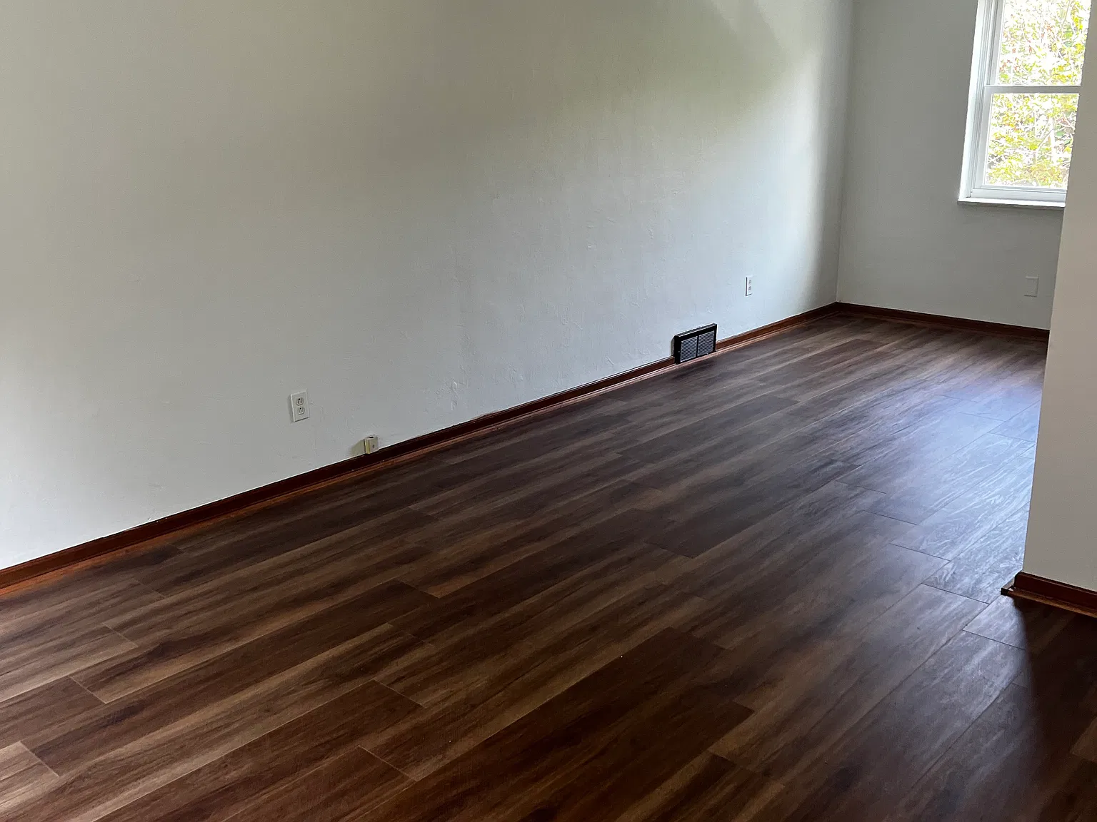 789 Cooke Dr — Photo 3
