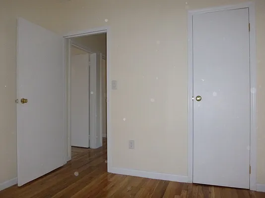 Rented by Bohemia Realty Group | media 16