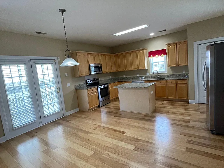 1746 Wayah Dr — Photo 5