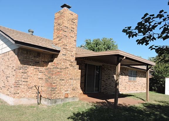 2nd image of 10328 Fairfax Ln