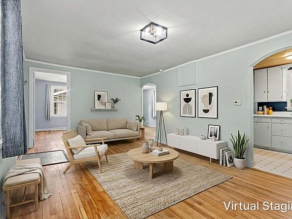 3rd image of 4711 Camden Road