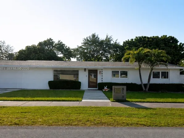 8123 SW 95th Ct, Miami, FL 33173