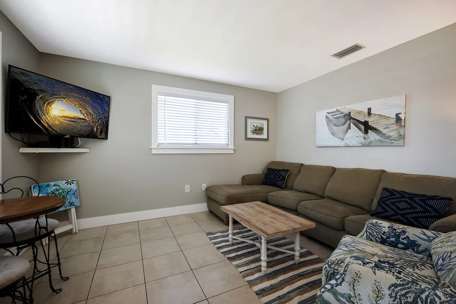 2 bed, 2.0 bath, 1205 sqft, $4,428 — Photo 1