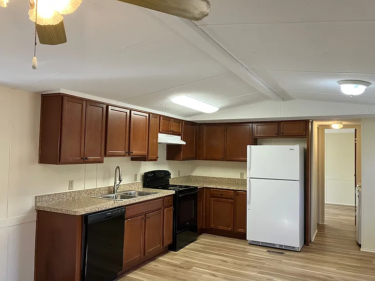 7540 Wallace Tatum Rd — Photo 6