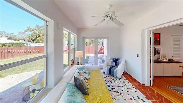 951 NE 116th St — Photo 7