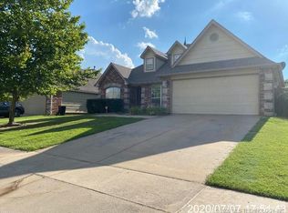 14192 S 218th East Ave, Coweta, OK 74429