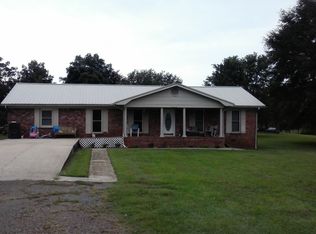 397 Oak Grove St, Hamilton, AL 35570