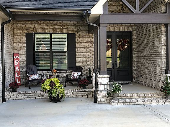 5th image of 175 Greystone Ct