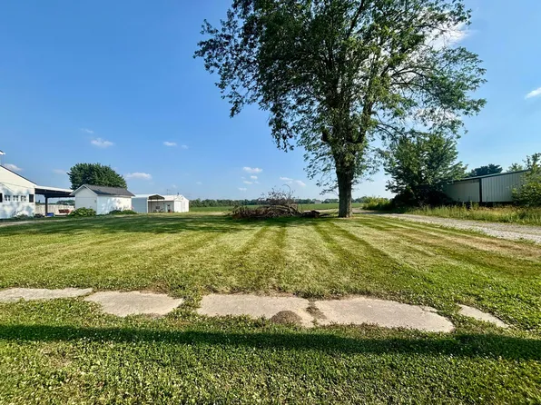 7135 E Main St, South Solon, OH 43153