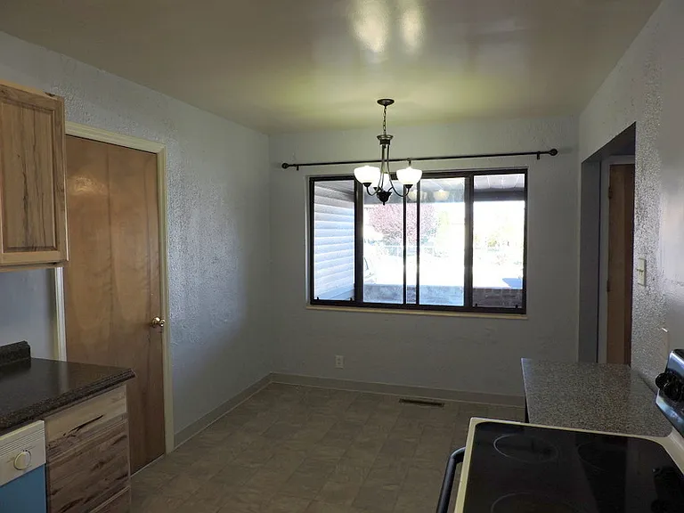 1095 Cordone Ave — Photo 14