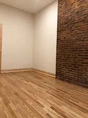 Rented by Oxford Property Group | media 22