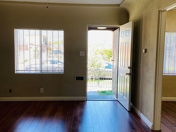2nd image of 648 W 91st St #648