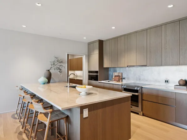 171 Sawmilll Circle #202, Healdsburg, CA 95448