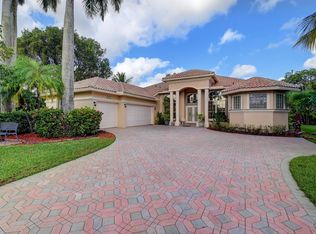 8033 Desmond Dr, Boynton Beach, FL 33472