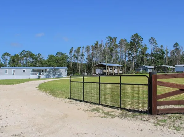 231 NE Webb Ln, Steinhatchee, FL 32359