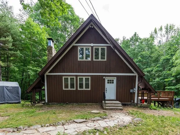 271 N Sturbridge Rd, Charlton, MA 01507