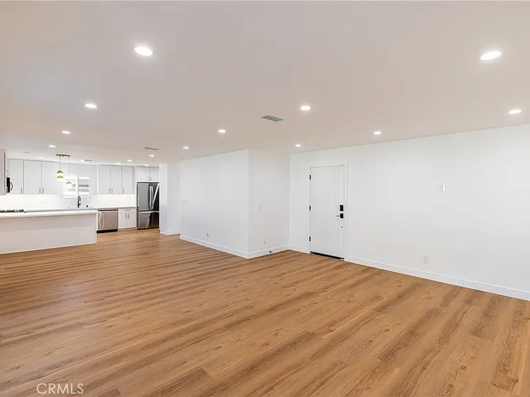 23019 Covello St — Photo 11