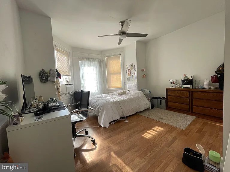 150 N 21st St #3 — Photo 16