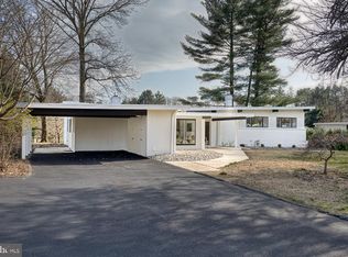 3415 Garrison Farms Rd, Pikesville, MD 21208