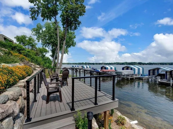 4387 Wilshire Blvd APT D110, Mound, MN 55364