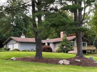 60 Weathervane Dr, Easton, CT 06612
