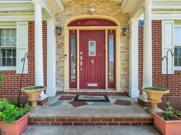 87 Keer Ave, Newark City, NJ 07112