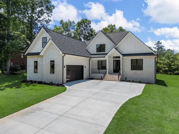 162 Clearcreek Dr, Boiling Springs, SC 29316
