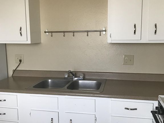 3rd image of 3213 Alta Monte Ave NE #4