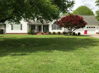 518 Salcedo Rd, Sikeston, MO 63801