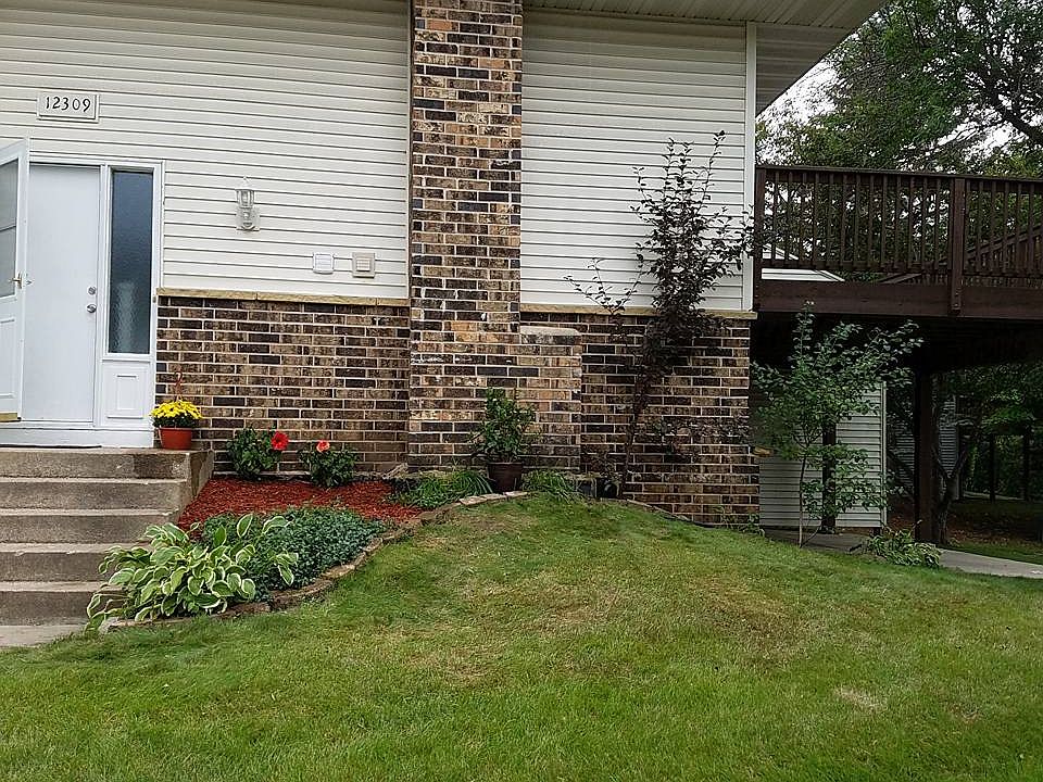1st image of 12309 Oak Leaf Ct