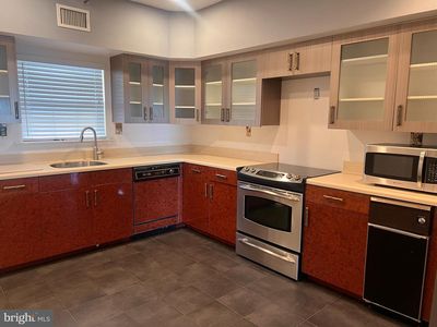 6073 Main St, Voorhees, NJ, 08043
